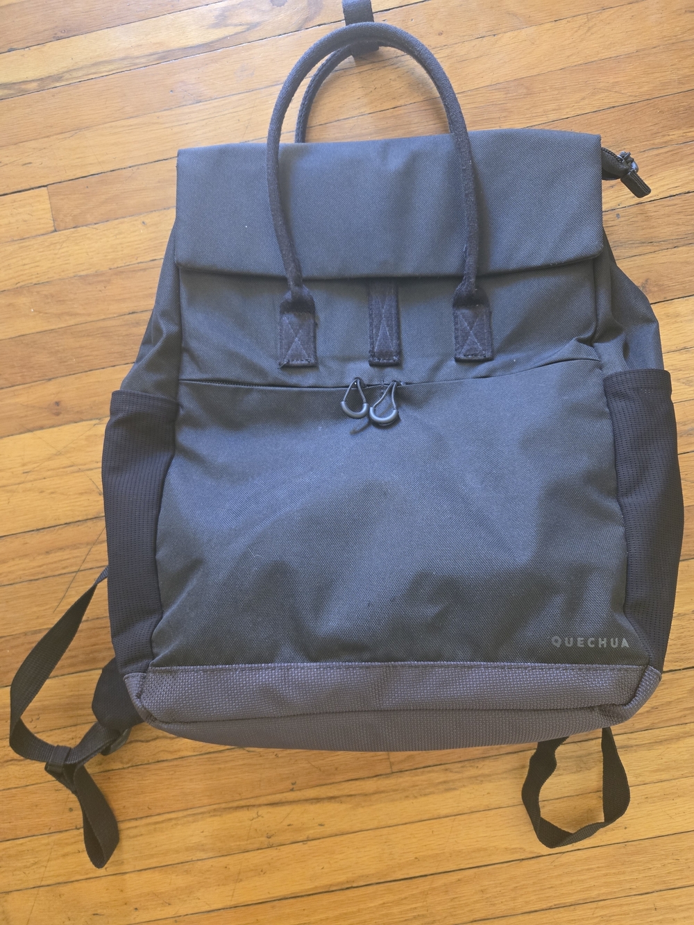 Quechua Men's Black Everyday Backpack